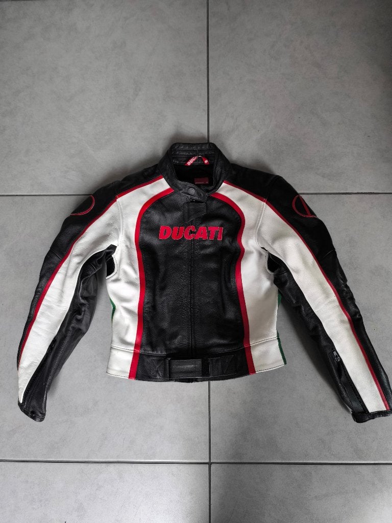 Lederen motorpak Ducati/Dainesse. mt 44, Motoren, Kleding | Motorkleding, Ophalen, Dainese, Combipak, Dames