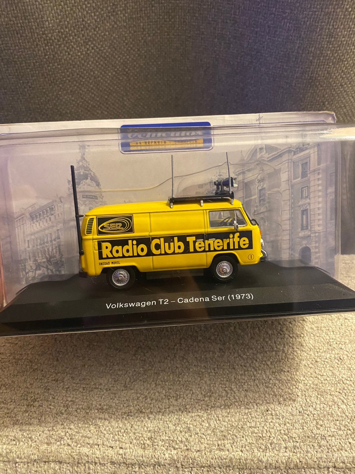 VW T2 radio cadena ser 1973, Ophalen of Verzenden, Zo goed als nieuw