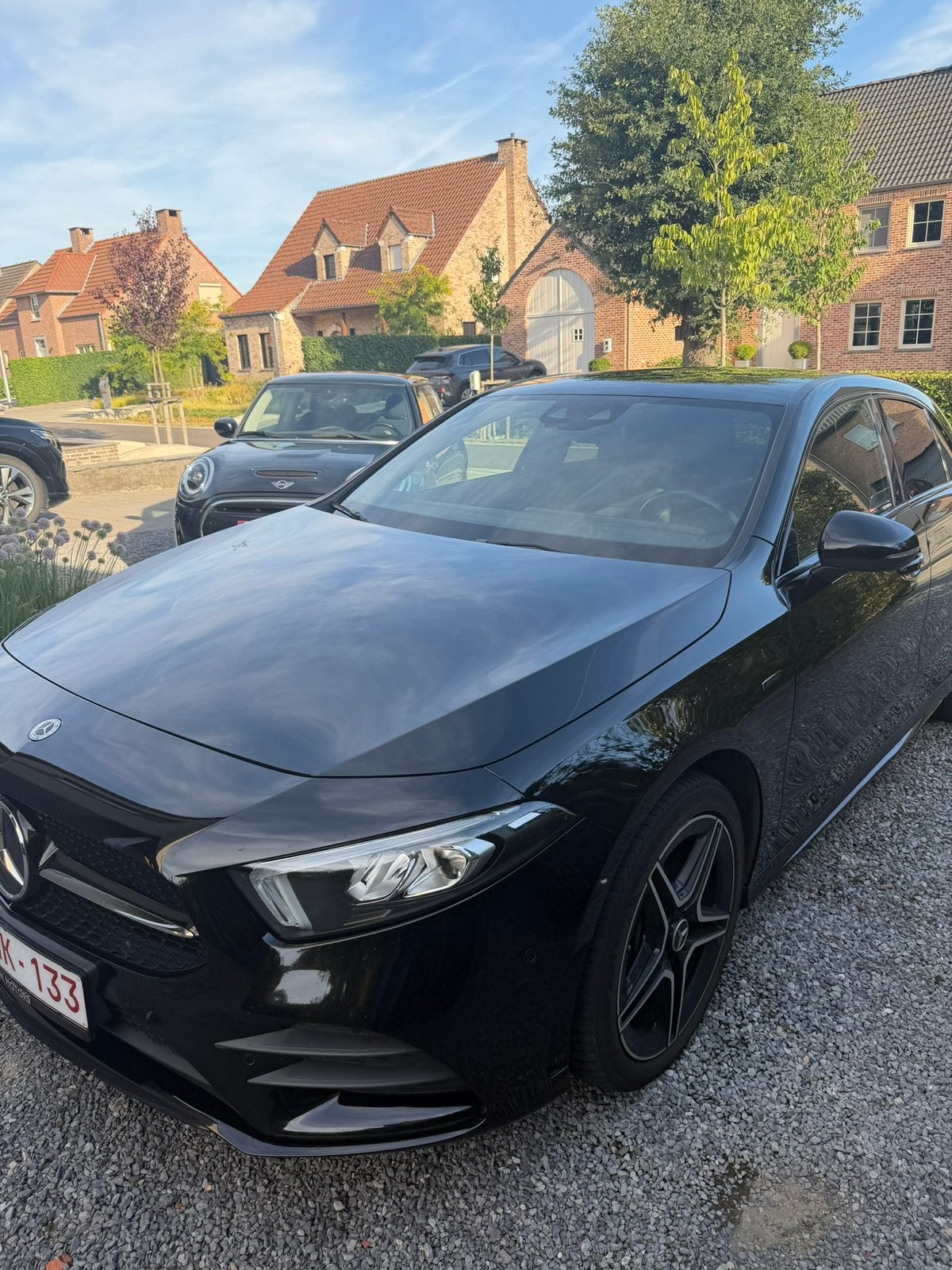 Mercedes A250e (amg line + night packet) hybride, Auto's, Zwart, Zwart, Bedrijf, 5 deurs