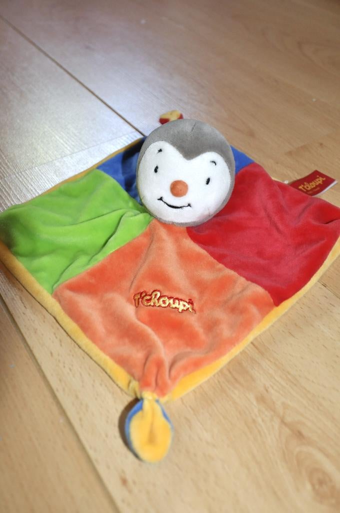Doudou T'Choupi velours tout doux 25x25cm, Enfants & Bébés, Comme neuf, Moyen (20 à 80 cm), Nicotoy, Doudou