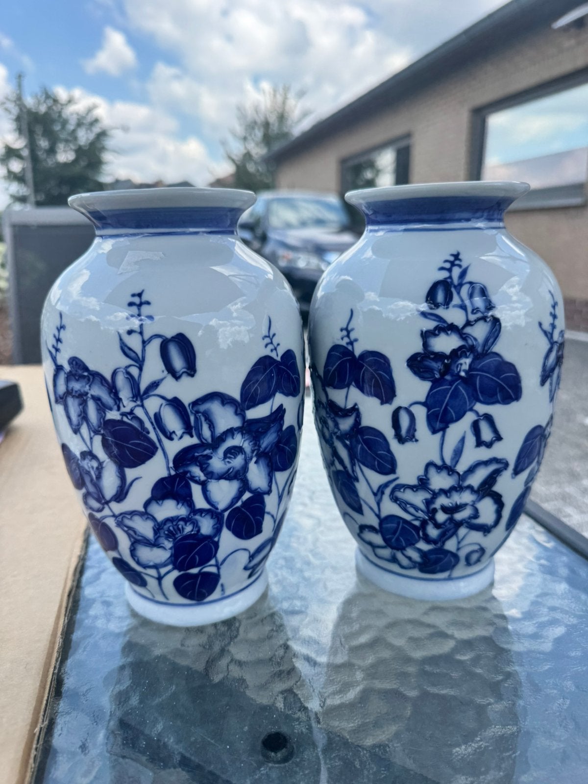 Twee identieke vazen, Ophalen, Overige materialen, Inclusief droogbloemen, Blauw