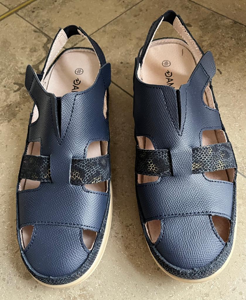 Damessandalen Damart maat 38, Blauw, Zo goed als nieuw, Sandalen of Muiltjes, Ophalen of Verzenden