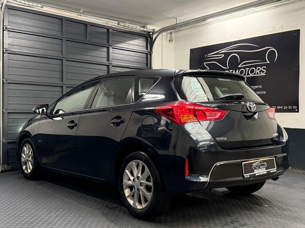 Toyota Auris Life 1.33i VVT-I 73.000 KM 2013, Auto's, Voorwielaandrijving, Zwart, 4 cilinders, 0 kg