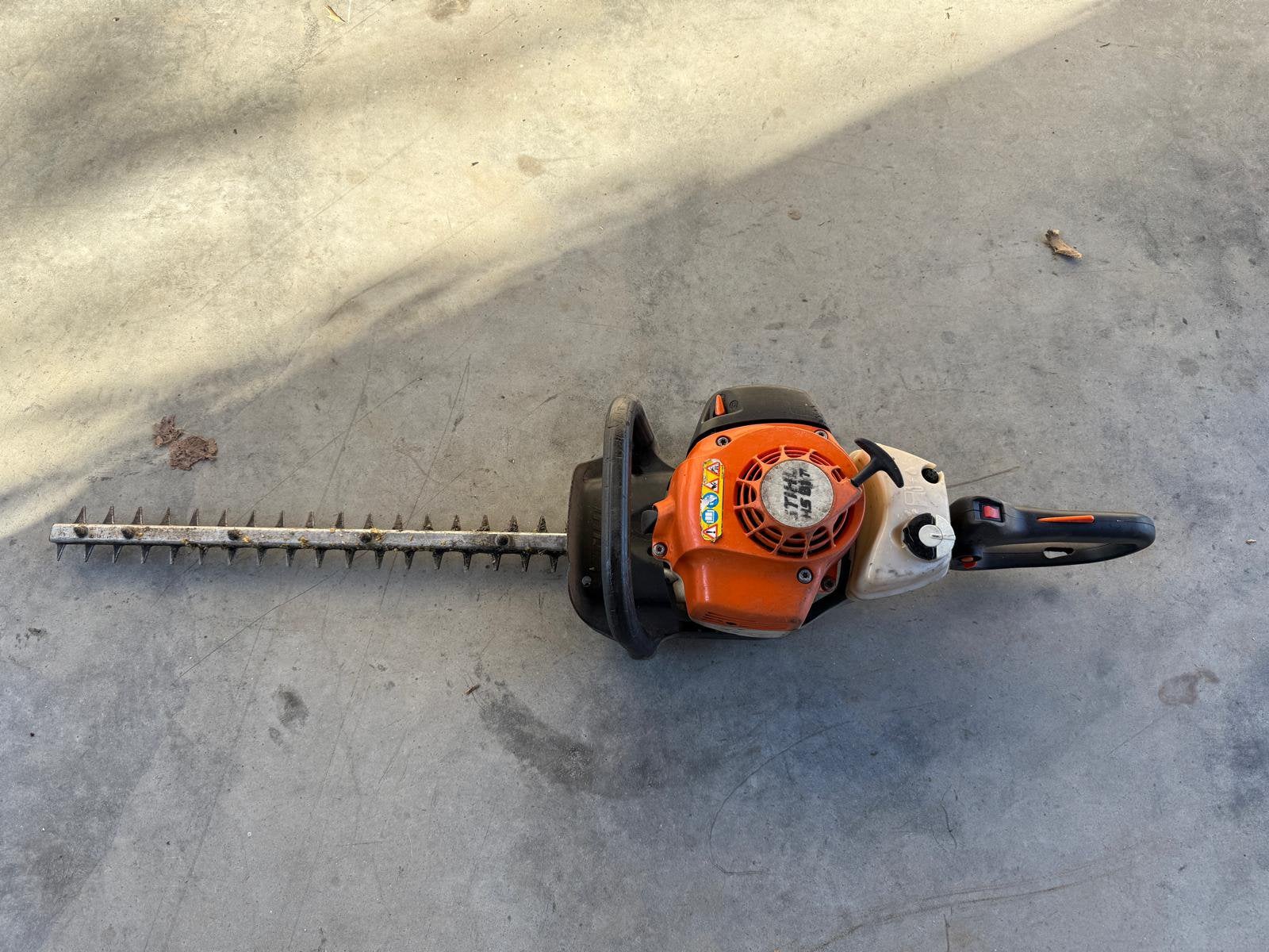 taille-haie Stihl, Jardin & Terrasse, Enlèvement, Utilisé