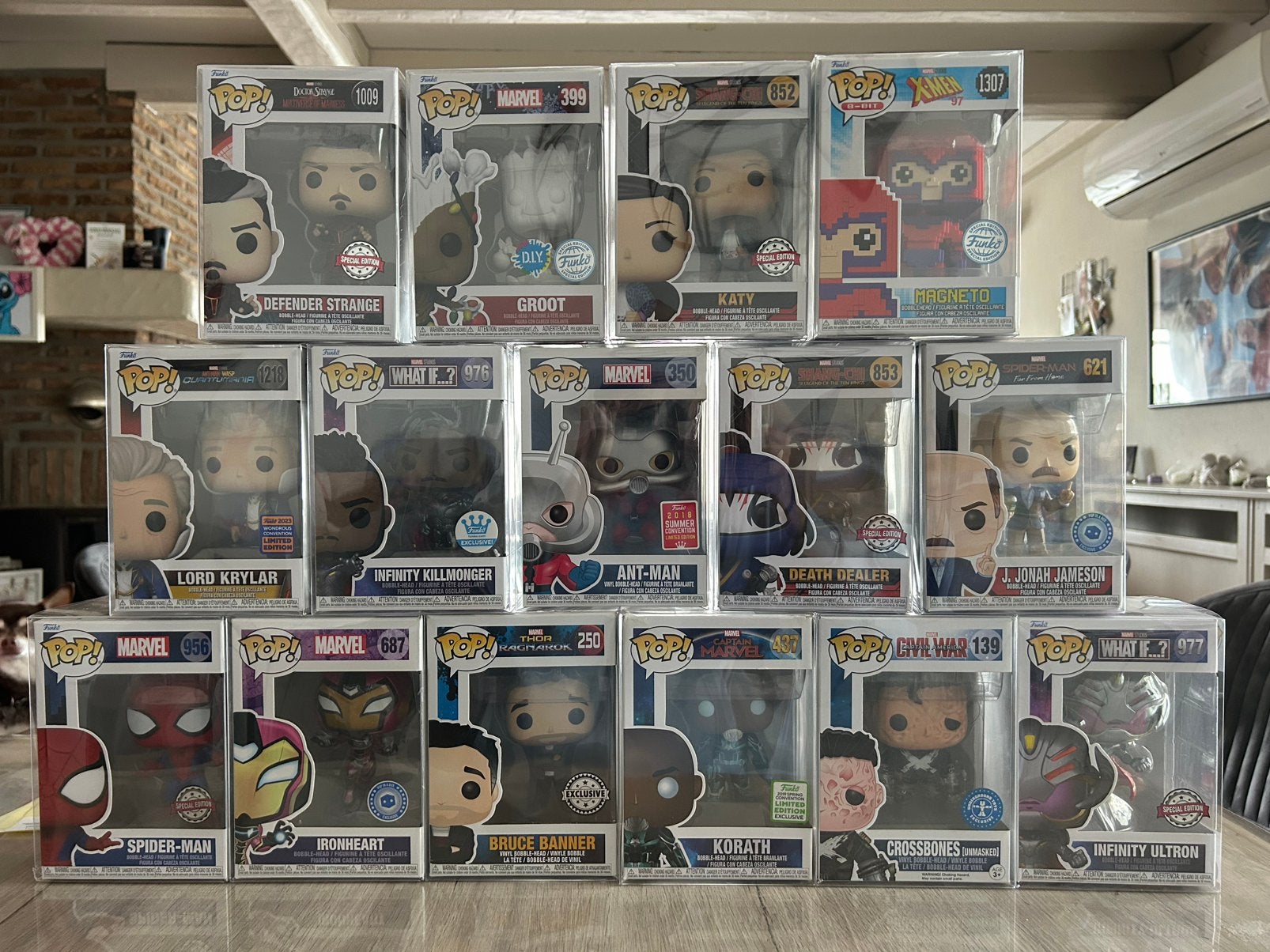 Lot de 15 Funko Pop Marvel Jamais Deboxées avec Protections, Enlèvement ou Envoi, Comme neuf