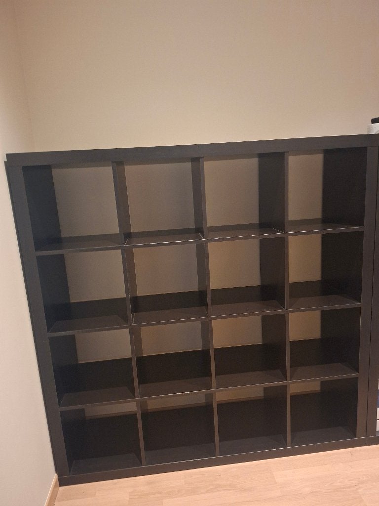 2 Kallax kasten ( per stuk 80€ of twee voor 140€), Ophalen, Met plank(en), 100 tot 150 cm, Zo goed als nieuw