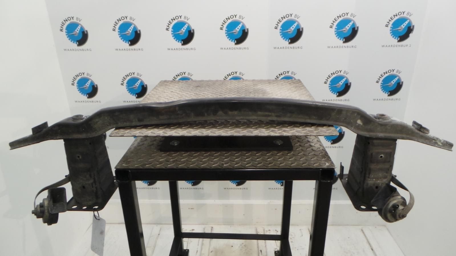 BMW X5 E70 3.0D VOORBUMPER BALK 2007, Ophalen of Verzenden, Gebruikt, Stiba lid
