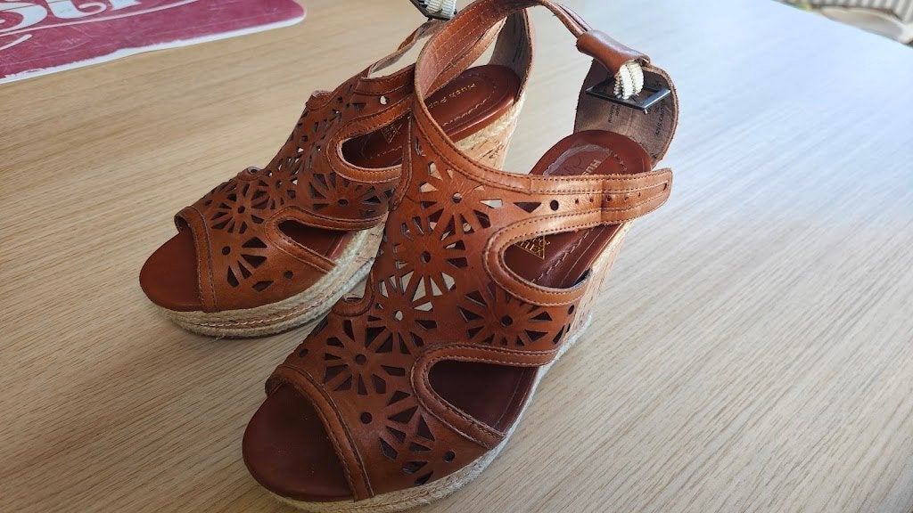 Chaussure à semelle compensée en liège et cuir hush Puppies, Enlèvement ou Envoi, Brun, Hush puppies, Porté