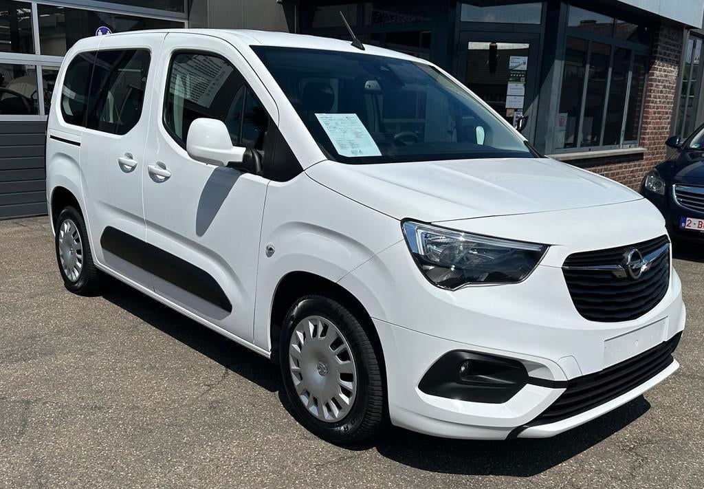 Opel Combo Life 1200 Benzine • Edition • L1H1 • 7 Pers, Stof, Gebruikt, Handgeschakeld, 5 deurs