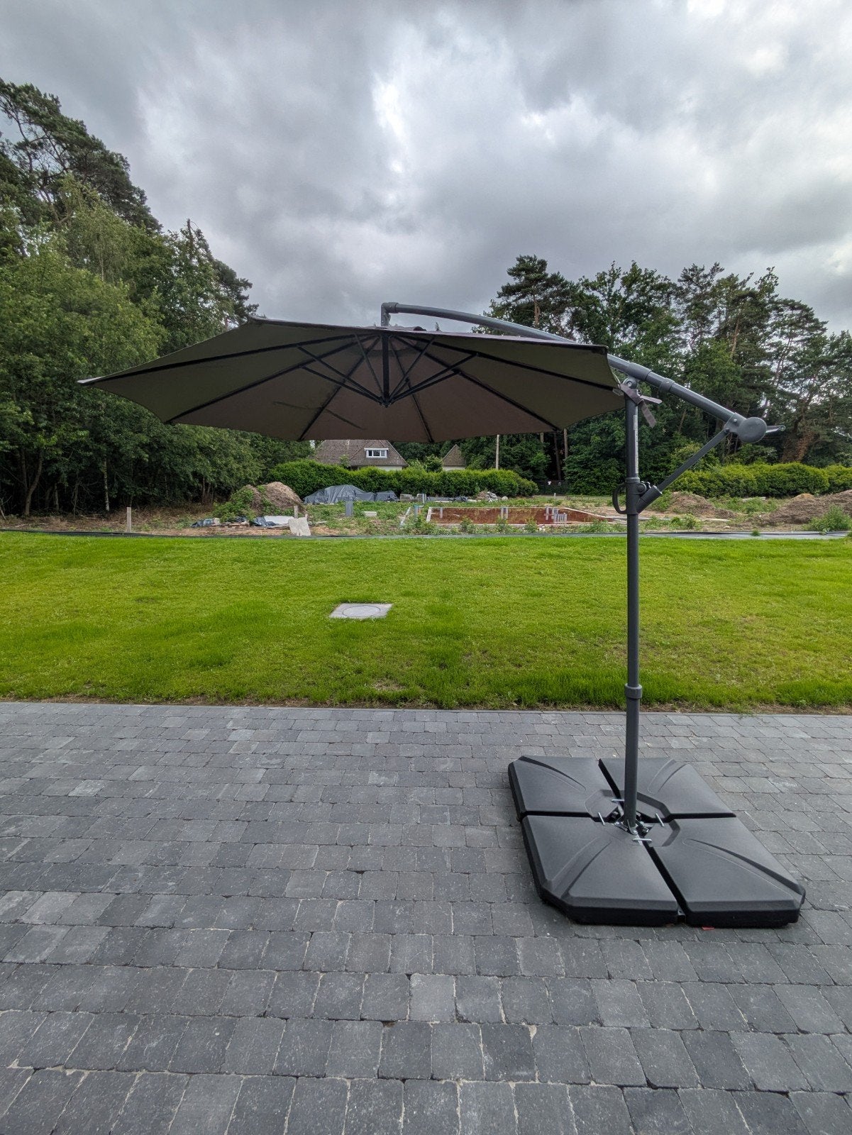Parasol. 1 an en très bon état, Jardin & Terrasse, Enlèvement