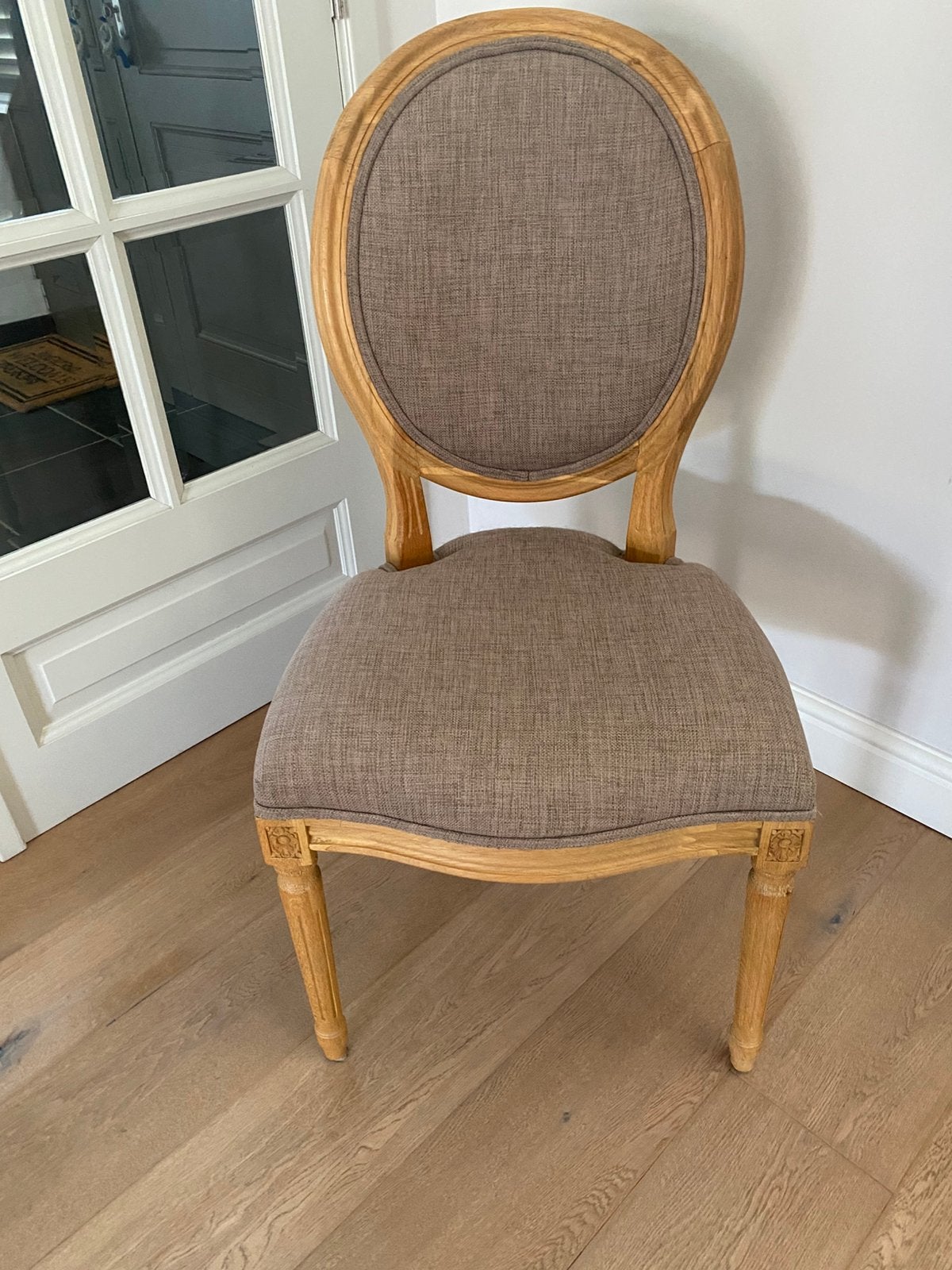 8 Mooie gestoffeerde stoelen , combinatie van hout en stof, Huis en Inrichting, Stoelen, Ophalen, Hout