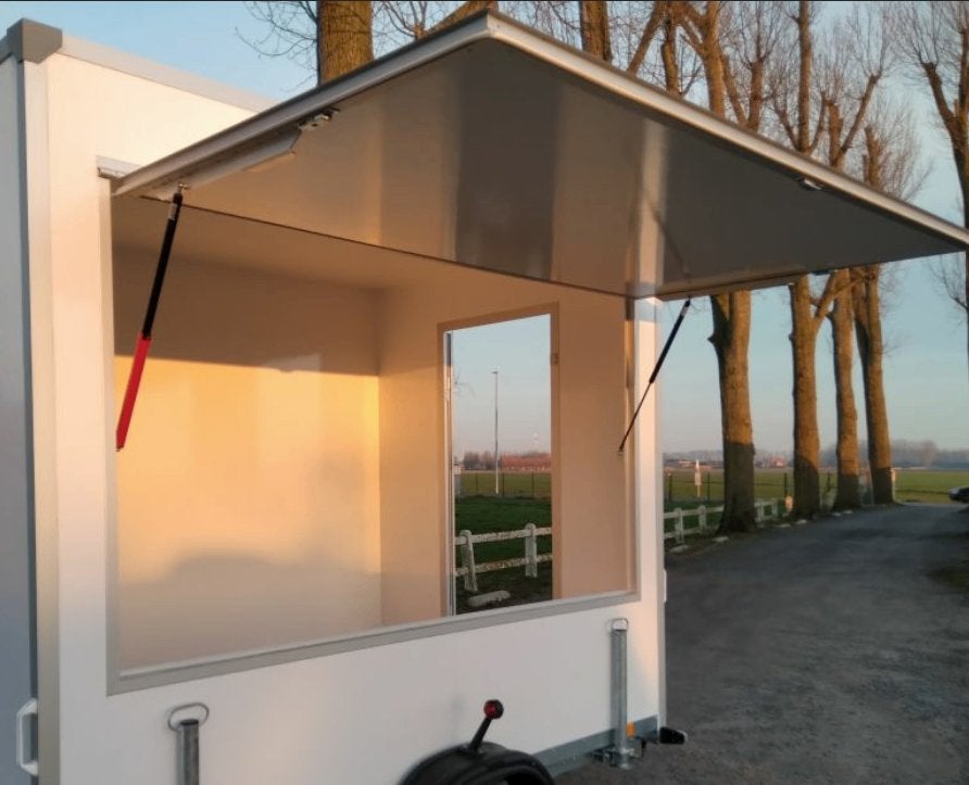 Verkoopwagen in perfecte staat. 2.60 m. BTW recupereerbaar, Ophalen