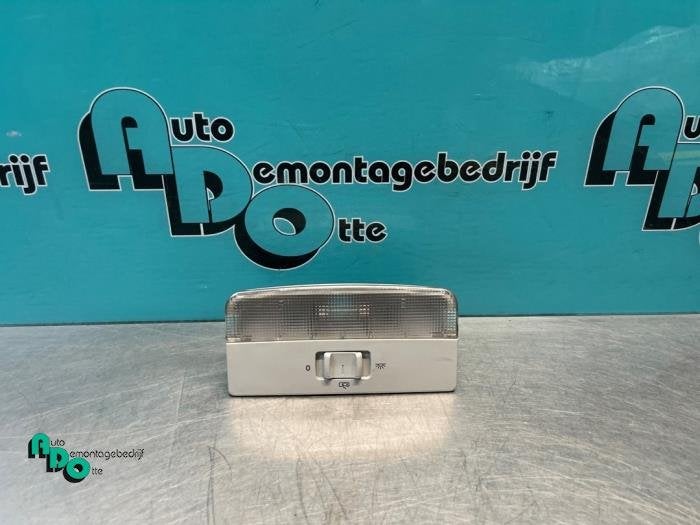 Eclairage intérieur avant d'un Volkswagen Caddy (Caddy 04-), Autos : Pièces & Accessoires, Éclairage, Volkswagen, Utilisé, 3 mois de garantie