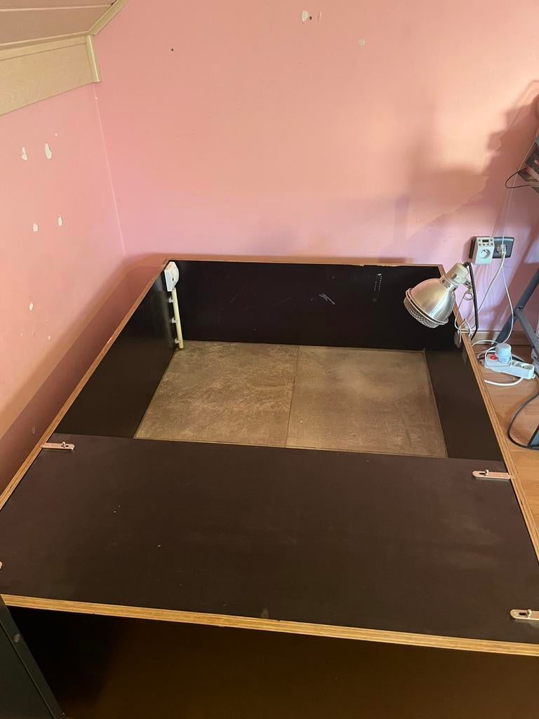 Open schildpadden terrarium met vloerverwarming en UVB lamp, Ophalen, Zo goed als nieuw