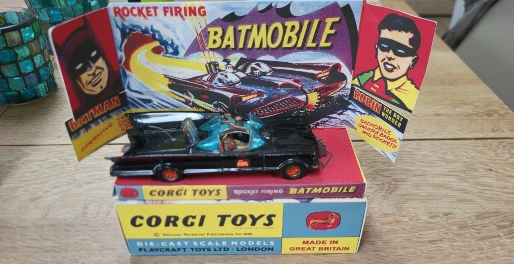 Corgi „Batmobile” Batman 1/43 - modelauto uit 1966, Verzamelen, Ophalen of Verzenden, Gebruikt