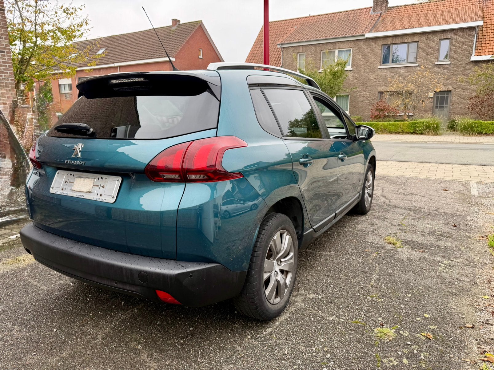 Peugeot 2008 / 1.2 Benzine Euro 6 / 56.000 km, Autos, Achat, Entreprise, Boîte manuelle, Entretenue par le concessionnaire