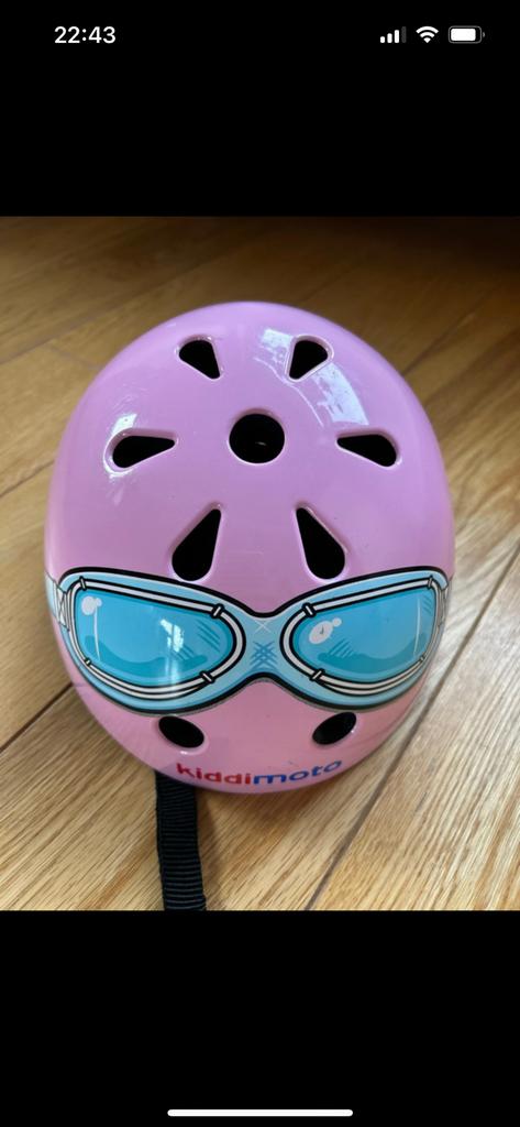 Fietshelm kiddimoto, Fietsen en Brommers, Ophalen of Verzenden, Zo goed als nieuw