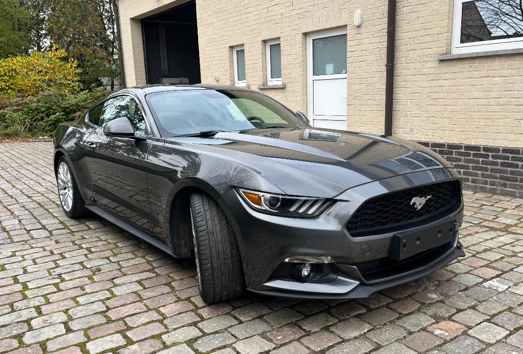 Ford Mustang 2.3 Ecoboost Automaat ### 57000 km ###, Automaat, 4 zetels, Achterwielaandrijving, 233 kW