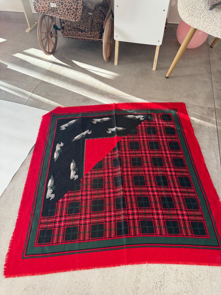 Foulard Leonardi rouge à motifs, Leonardi, Enlèvement ou Envoi, Comme neuf, Pashmina