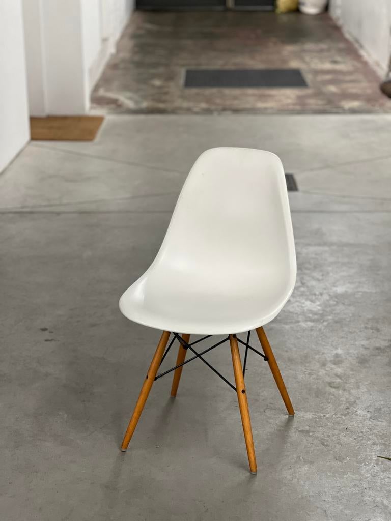 Set van 6 stoelen Charles Ray Eames Vitra 2009, Ophalen, Zo goed als nieuw