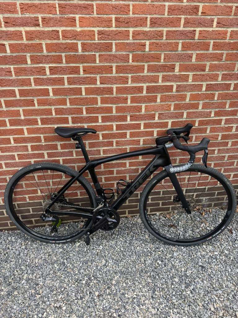 Vélo Trek Domane SL6 GEN 4 en taille 52, Fietsen en Brommers, Fietsen | Heren | Sportfietsen en Toerfietsen, Zo goed als nieuw