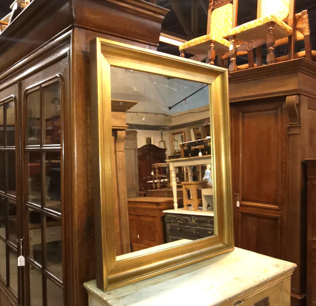 Grote gouden spiegel met simpele kader L 88 B 72 dikte 6cm, Ophalen, Zo goed als nieuw, Minder dan 100 cm, Rechthoekig