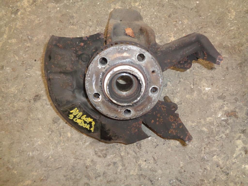 A vendre moyeu avant droit VW Golf 4 Bora Audi A3 8L, Autos : Pièces & Accessoires, Enlèvement, Utilisé, Audi