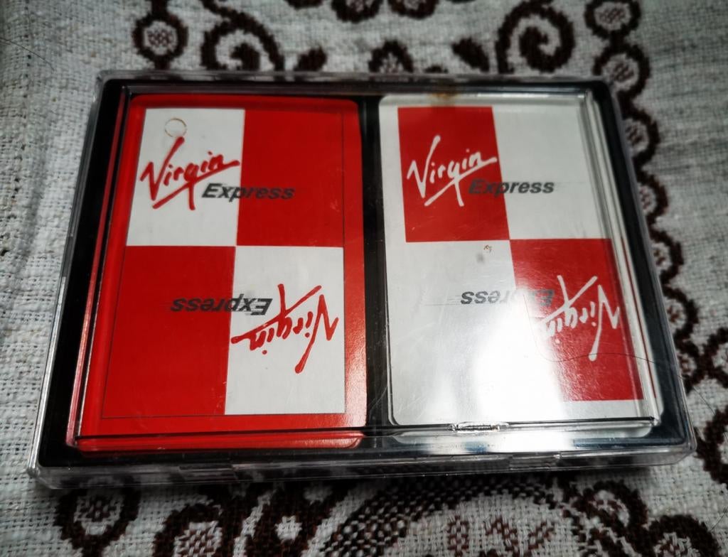 Compagnie aérienne Virgin Express. Jeu de cartes 2 sets de c, Enlèvement ou Envoi, Comme neuf, Autres types
