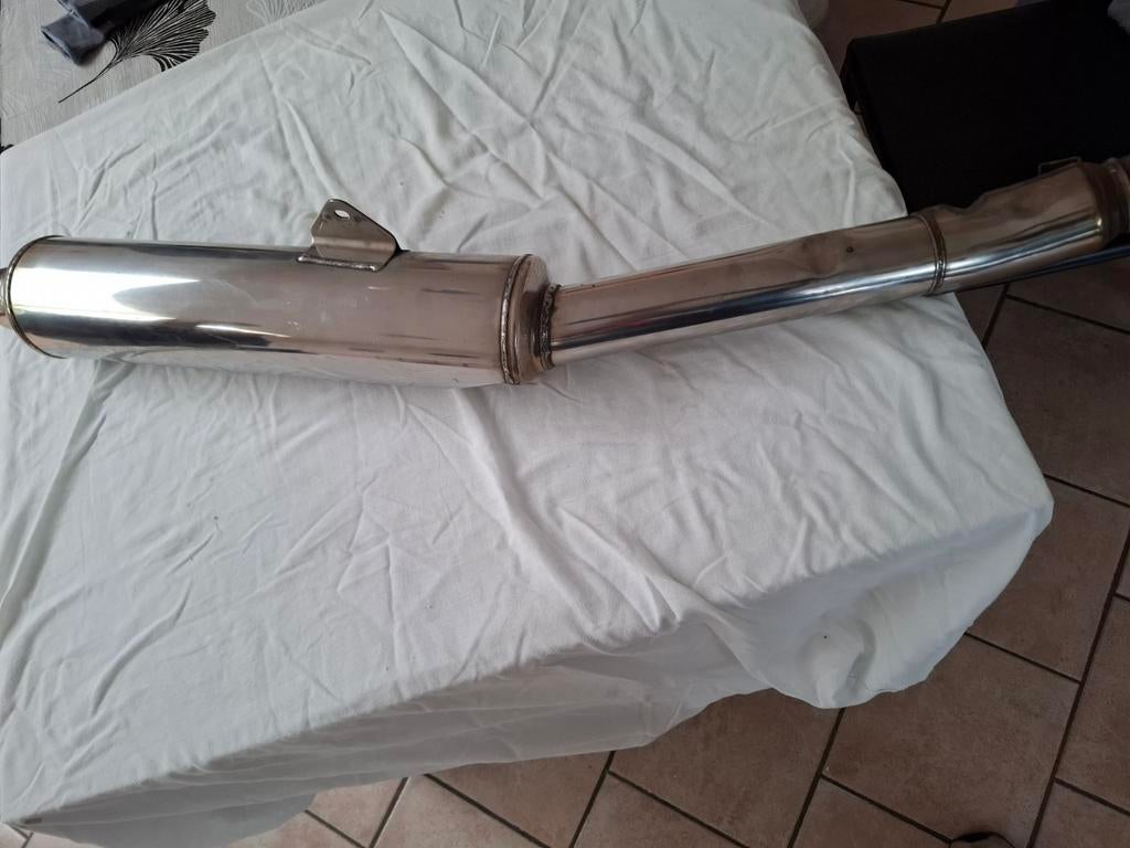 A vendre échappement pour suzuki bandit, Enlèvement