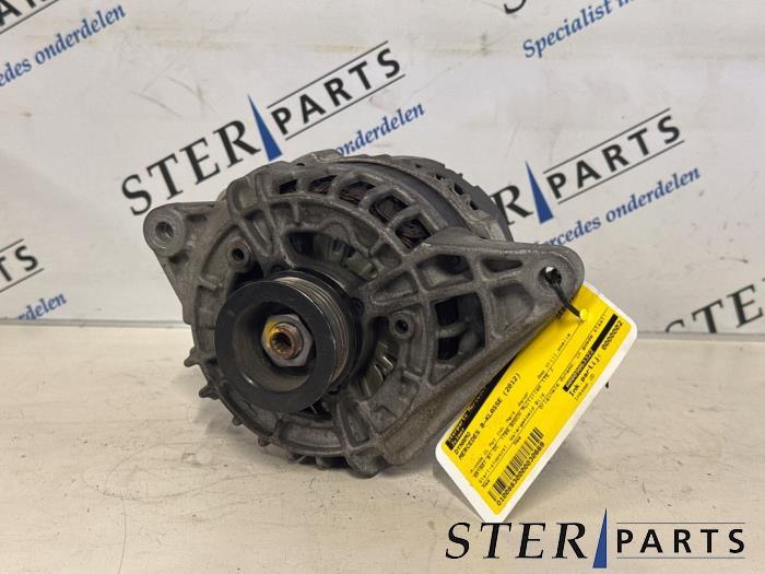 Dynamo d'un Mercedes B-Klasse, 3 mois de garantie, Utilisé, -, -
