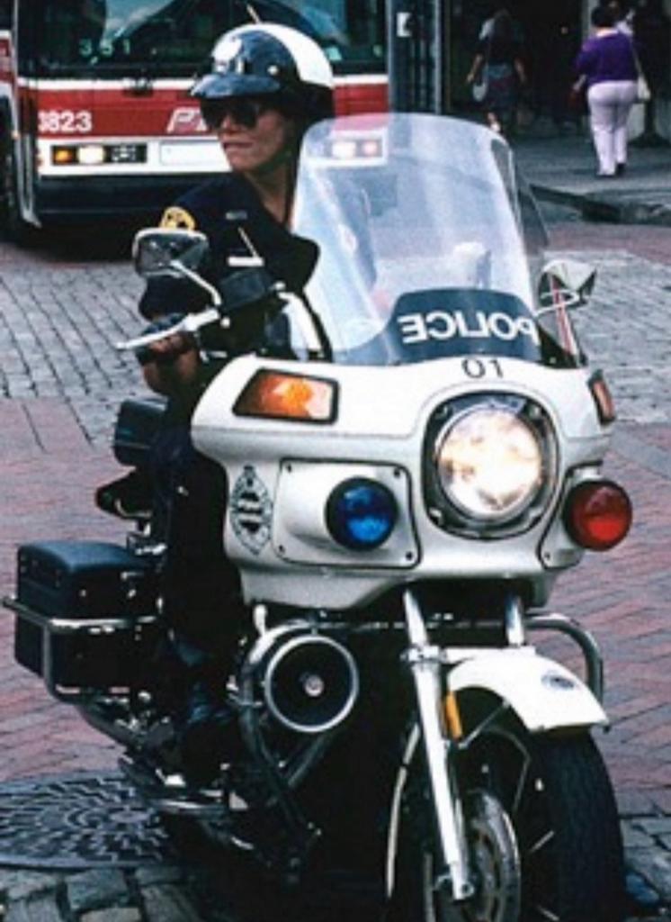 Fxr p harley davidson Fairing police, Motoren, Verzenden