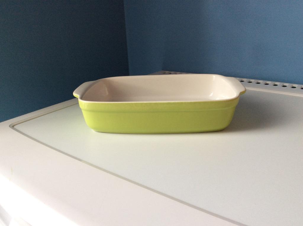 VUURVASTE OVENSCHOTEL PASTELGROEN, Huis en Inrichting, Keuken | Potten en Pannen, Ophalen, Zo goed als nieuw, Overige typen