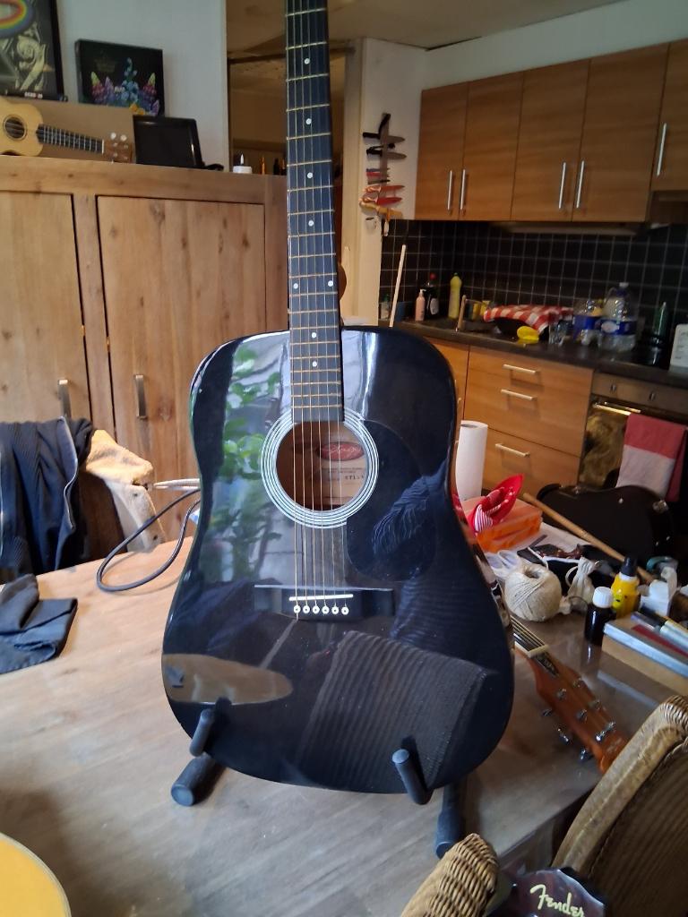Tweedehands gitaar, Muziek en Instrumenten, Ophalen, Gebruikt, Western- of Steelstringgitaar, Met koffer