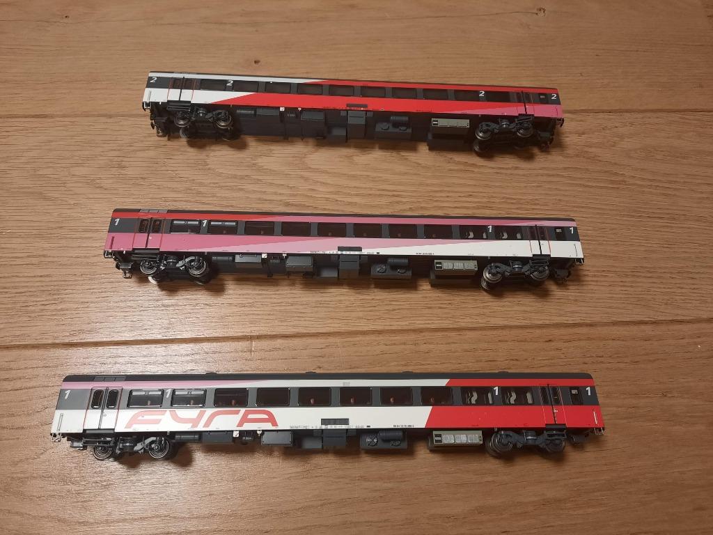 LS Models 44055 - Set de 3 voitures NS, Hobby en Vrije tijd, Modeltreinen | H0, Zo goed als nieuw, Wagon, Overige merken, NS, Ophalen of Verzenden