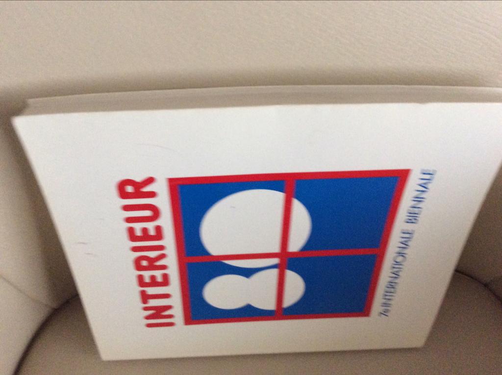 INTERIEUR 80 7e INTERNATIONALE  BIËNNALE.  CATALOLOOG 1980., Ophalen of Verzenden, Zo goed als nieuw