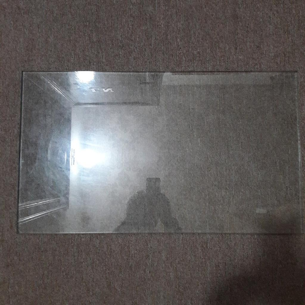 Verres pour présentoir comme neufs 38cm x 65cm x 0,8cm (10€), Enlèvement ou Envoi