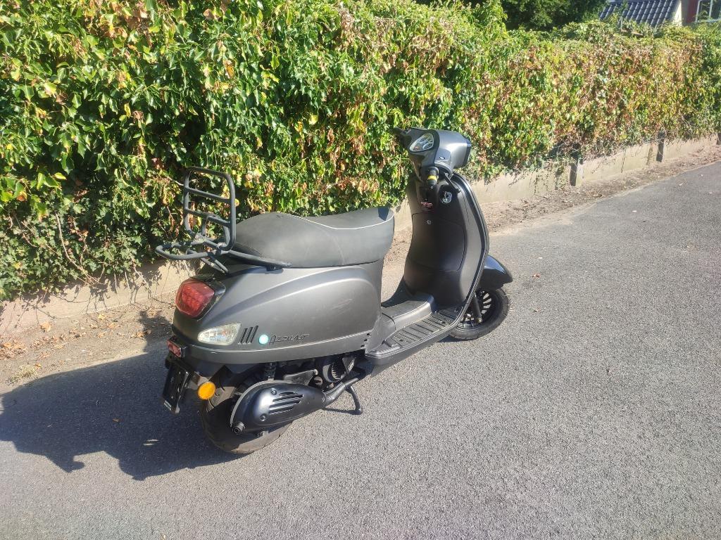 neco azzuro zwart klasse b, Ophalen, Overige modellen, 0 versnellingen, 49 cc