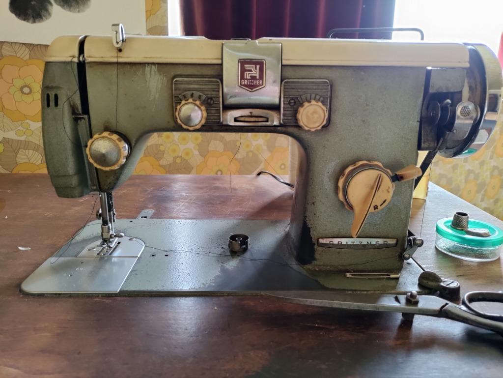 Industriële naaimachine Gritzner, Hobby & Loisirs créatifs, Machines à coudre & Accessoires, Utilisé, Machine à coudre, Autres marques