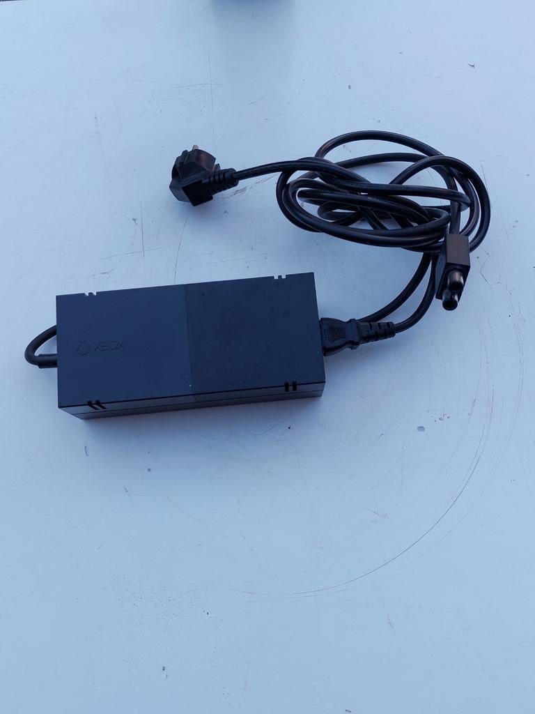Nieuwe XBOX-oplader, Ophalen of Verzenden, Zo goed als nieuw