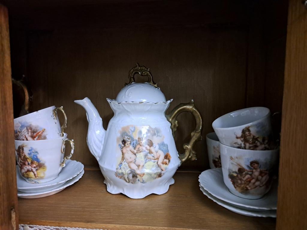 Zeer oud (thee)servies, Ophalen of Verzenden