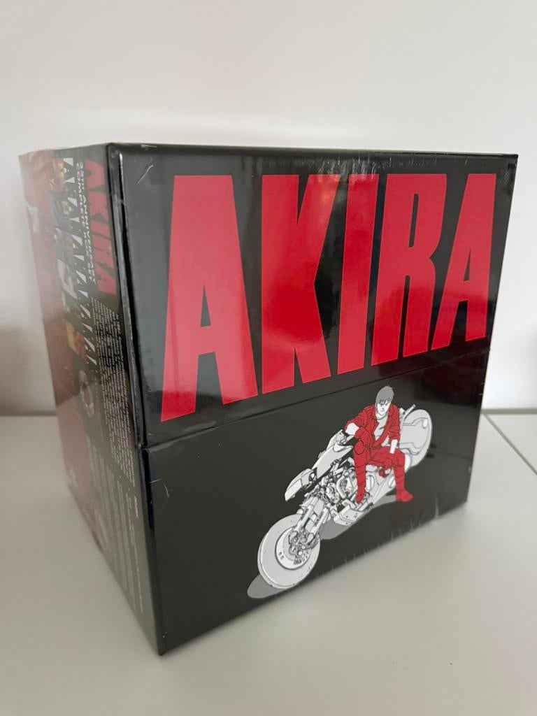 Comics Manga Akira 35th Anniversary Box Set HC SEALED, Ophalen of Verzenden, Zo goed als nieuw