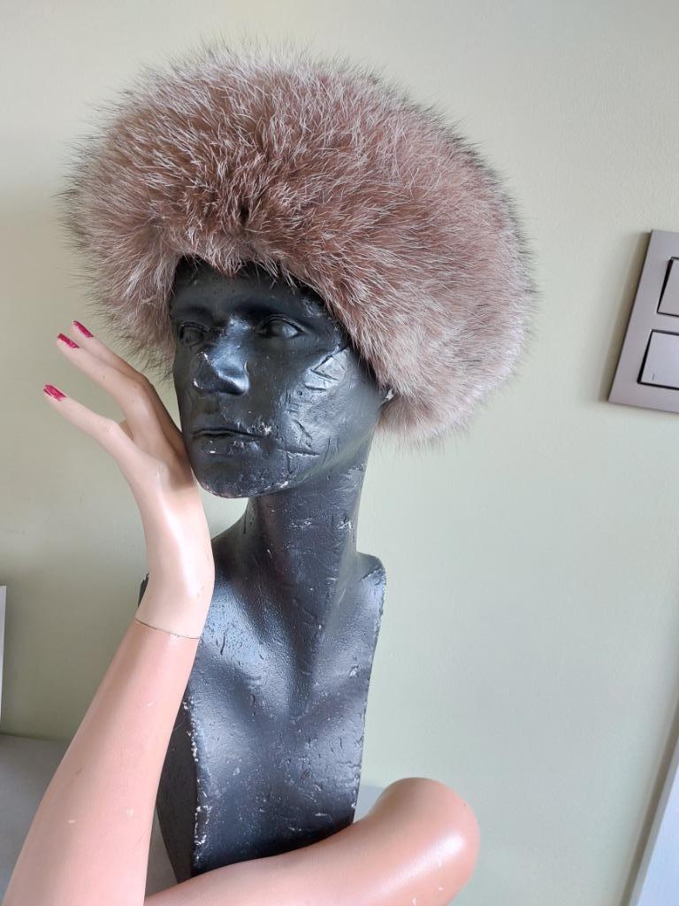 Bonnet en fourrure de raton laveur + chapeau fourrure vison, Enlèvement ou Envoi, Comme neuf, Chapeau