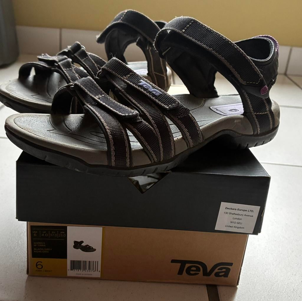 Sandalen Teva maat 37, Kleding | Dames, Ophalen, Zwart, Sandalen of Muiltjes, Zo goed als nieuw