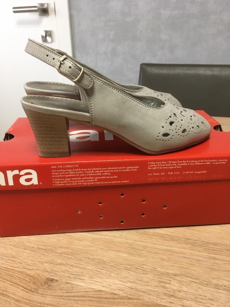Damesschoenen NIEUW maat 37, Neuf, Gris, Enlèvement ou Envoi, Ara