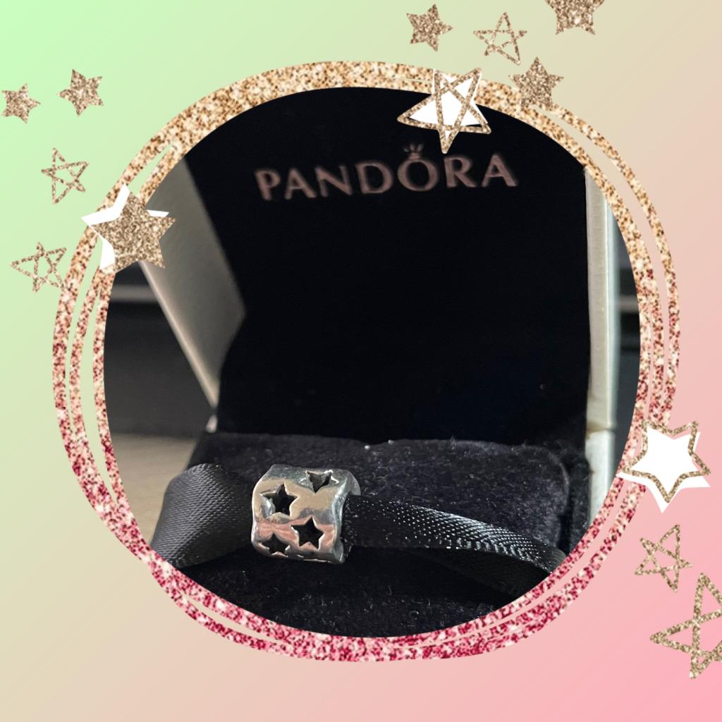 Authentique et magnifique bille de Pandora !, Handtassen en Accessoires, Bedels, Verzenden, Zo goed als nieuw, Zilver, Pandora