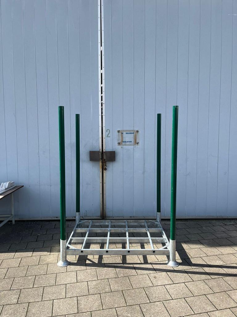Paletframe, stapelrek, Doe-het-zelf en Bouw, Overige Doe-Het-Zelf en Bouw, Ophalen, Zo goed als nieuw