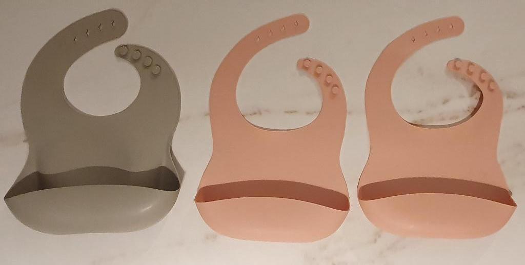 Set van 3 silliconen slabbetjes met opvangbakje, Kinderen en Baby's, Ophalen, Gebruikt
