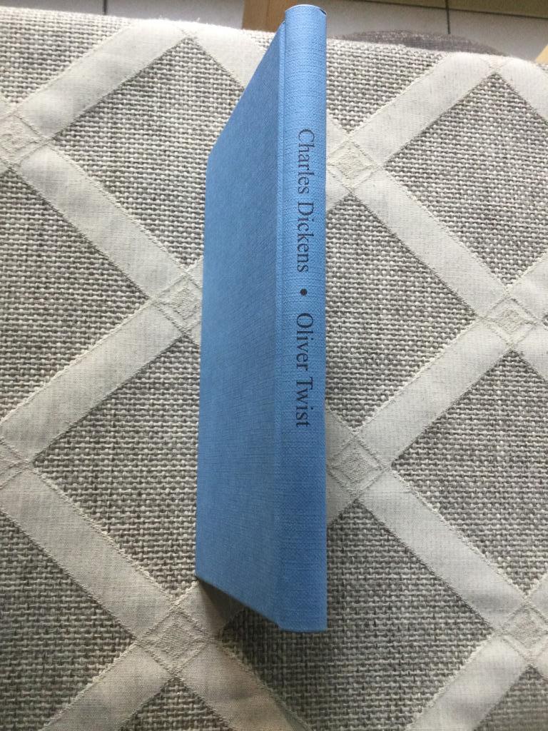 Oliver Twist, Enlèvement ou Envoi, Comme neuf, Europe autre, Charles Dickens