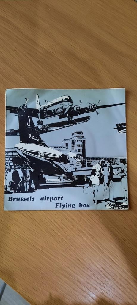 Brussels Airport & Flying box, Ophalen of Verzenden, Zo goed als nieuw