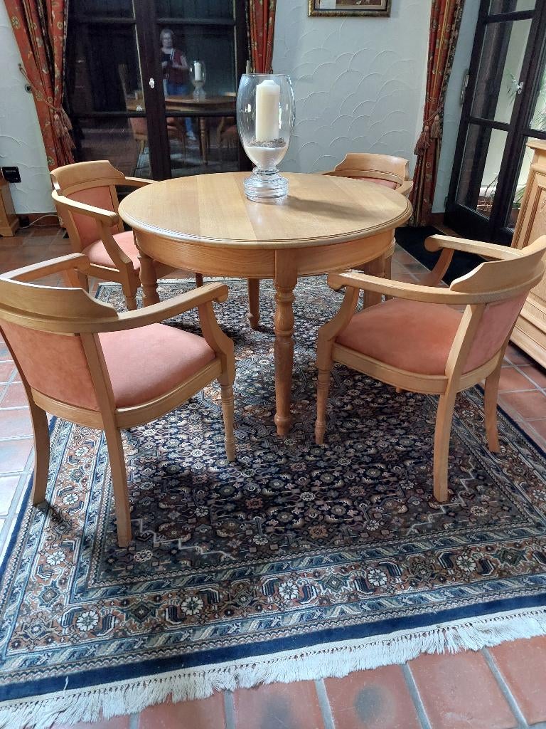 tapis d'orient couleur bleu essentiellement, Maison & Meubles, Enlèvement, Comme neuf